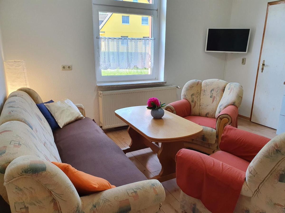 Ferienwohnung Ost - Alte Schule Sachswitz Грайц Екстер'єр фото