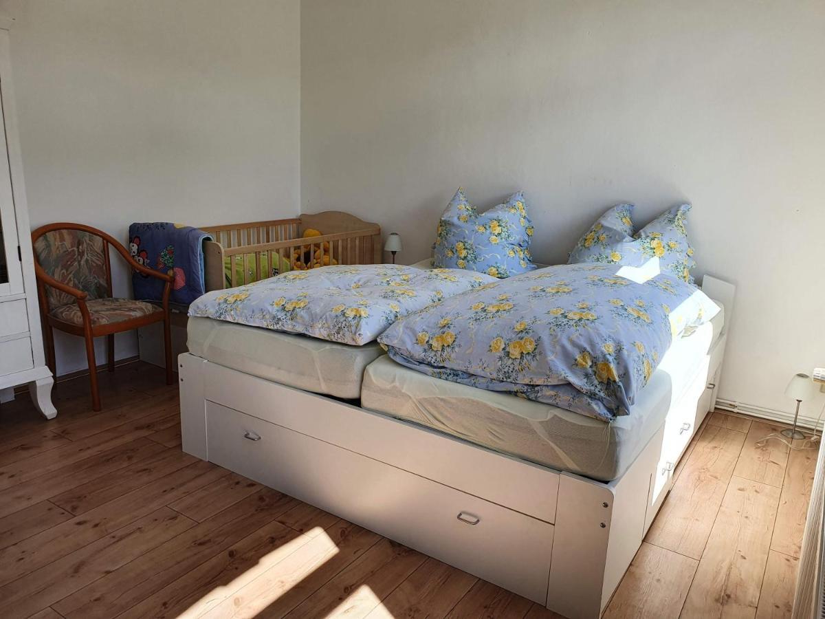 Ferienwohnung Ost - Alte Schule Sachswitz Грайц Екстер'єр фото